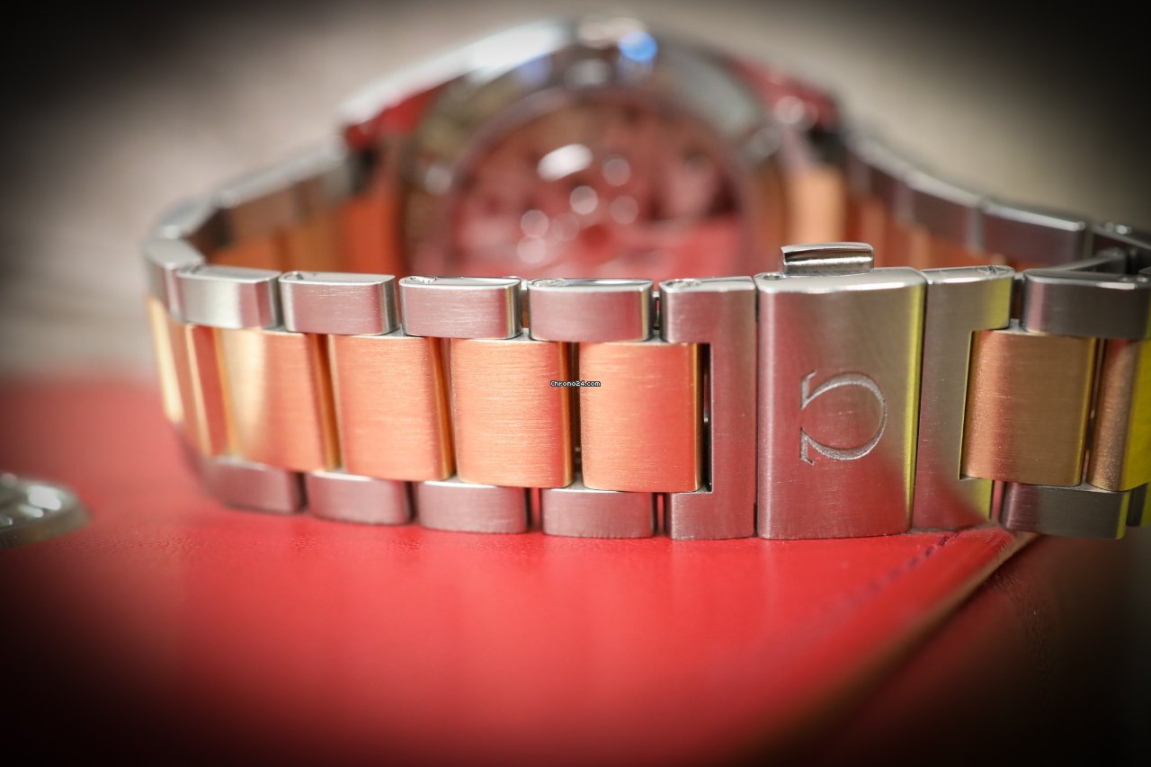 IMG_9081 Omega Seamaster Aqua Terra Mens watch Unisex Automatic Gold Steel 231.20.39.21.06.001 Replica 8