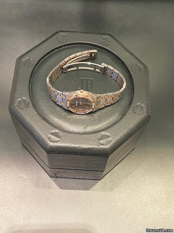 IMG_9081 Audemars Piguet Royal Oak Womens watch Quartz Gold Steel SA66319 Z 0722 Replica 8