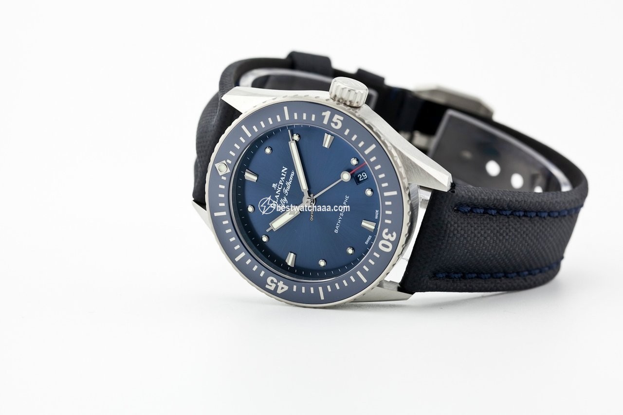 Blancpain Fifty Fathoms Bathyscaphe Mens watch Unisex Automatic Steel 5100-1140-O52A