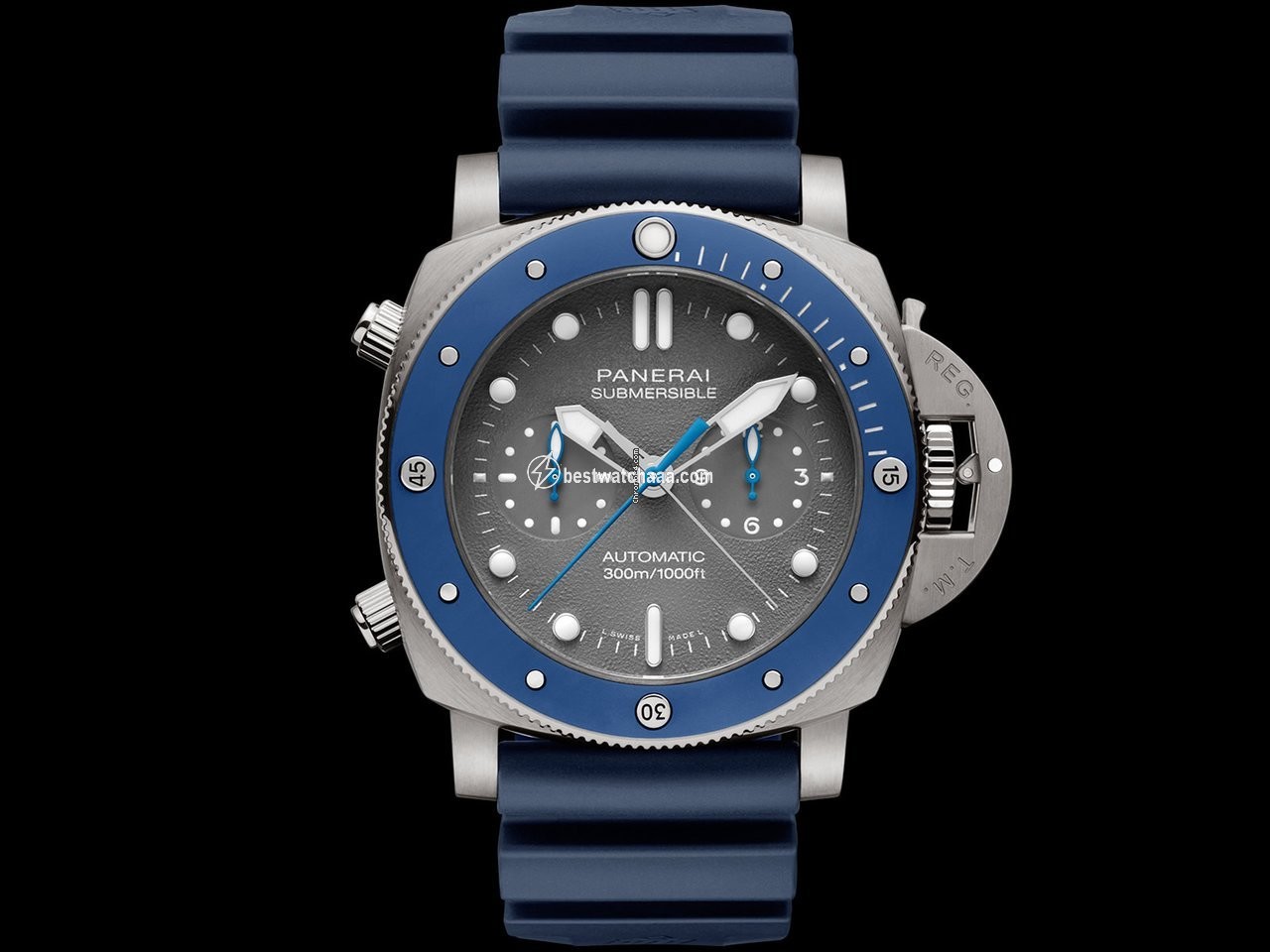 Panerai Luminor Submersible Mens watch Unisex Automatic Titanium PAM 00982
