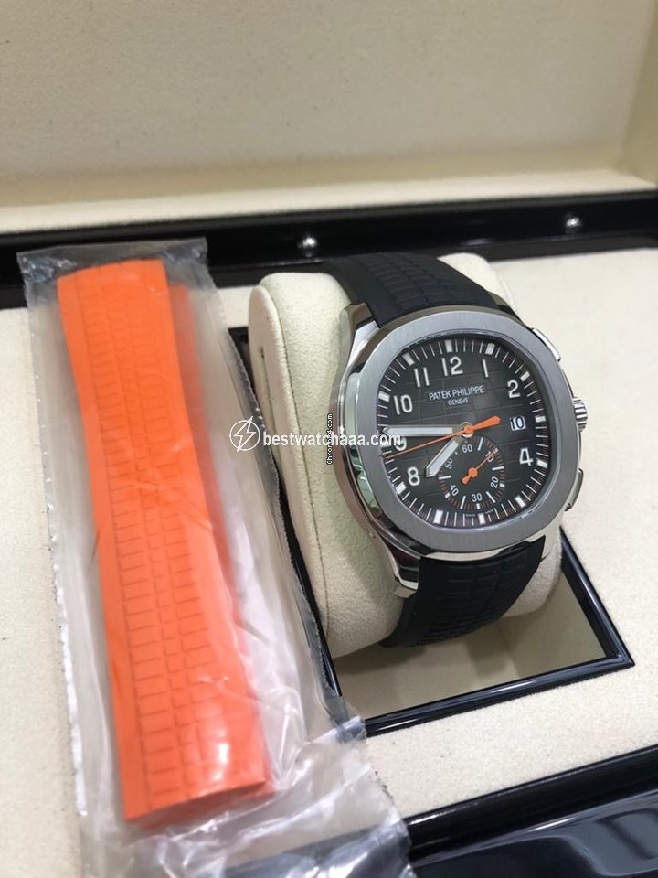 Patek Philippe Aquanaut Mens watch Unisex Automatic Steel 5968A