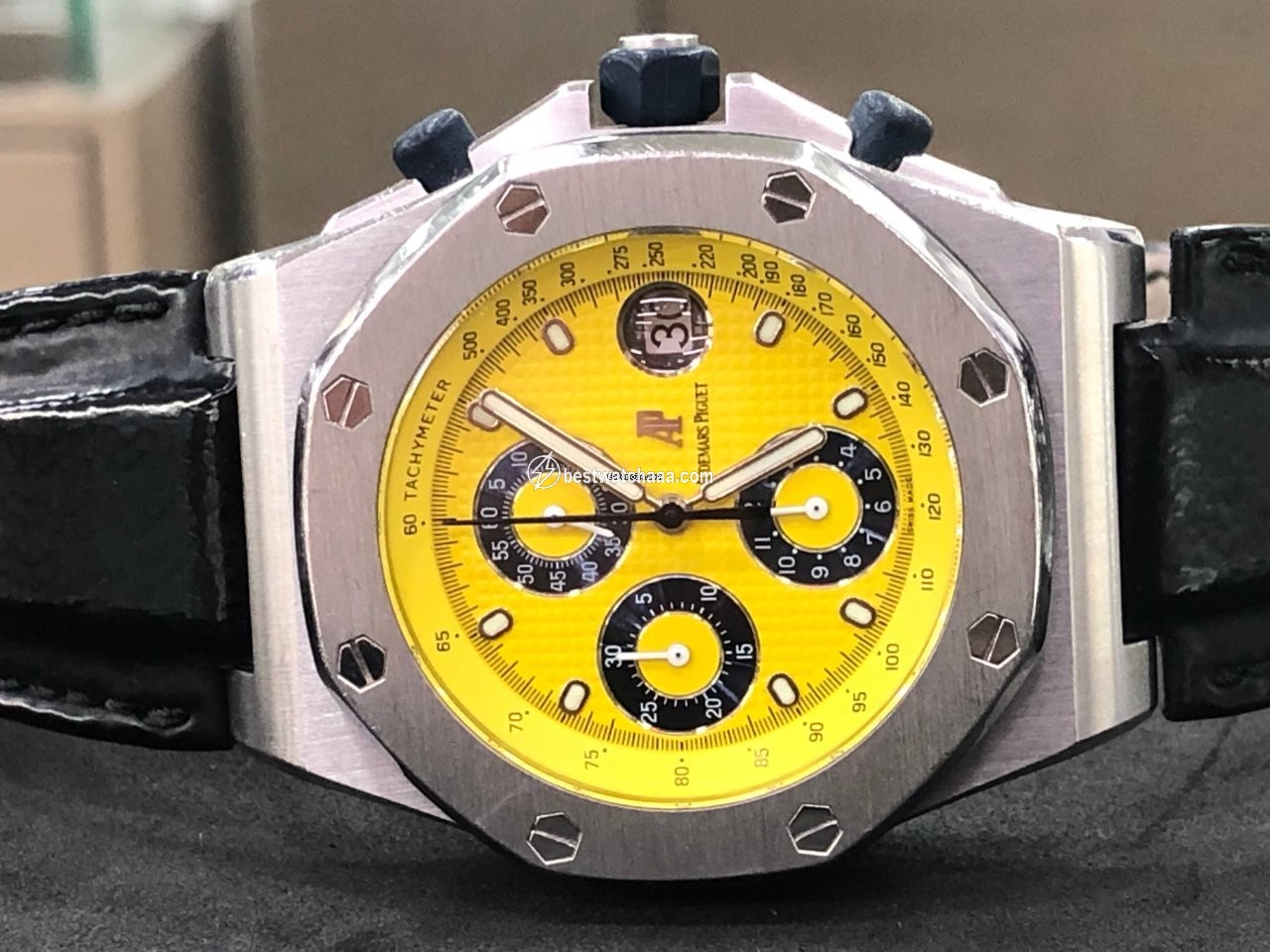Audemars Piguet Royal Oak Offshore Chronograph Mens watch Unisex Automatic Steel 25770ST
