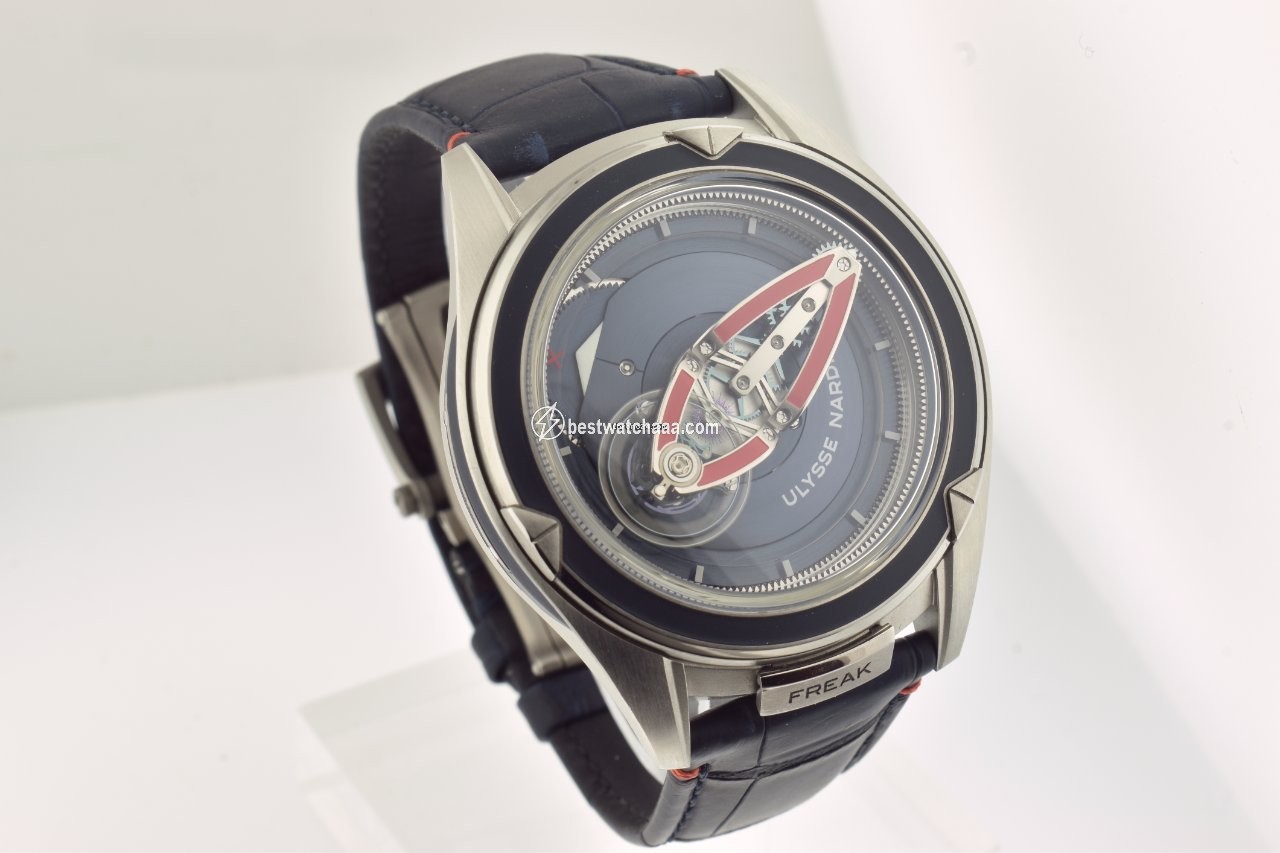 Ulysse Nardin Freak Mens watch Unisex Automatic Platinum 2505-250