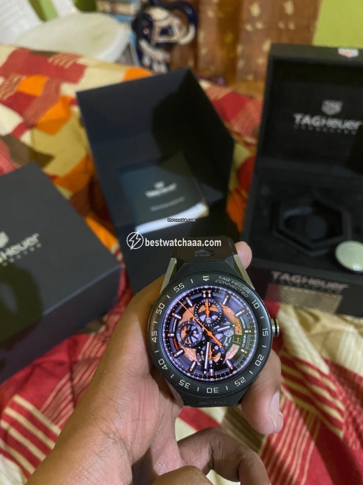 TAG Heuer Connected Mens watch Unisex Automatic Titanium SBF8A8001