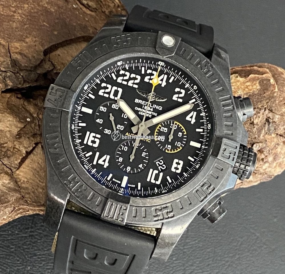 Breitling Avenger Hurricane Automatic XB1210E4