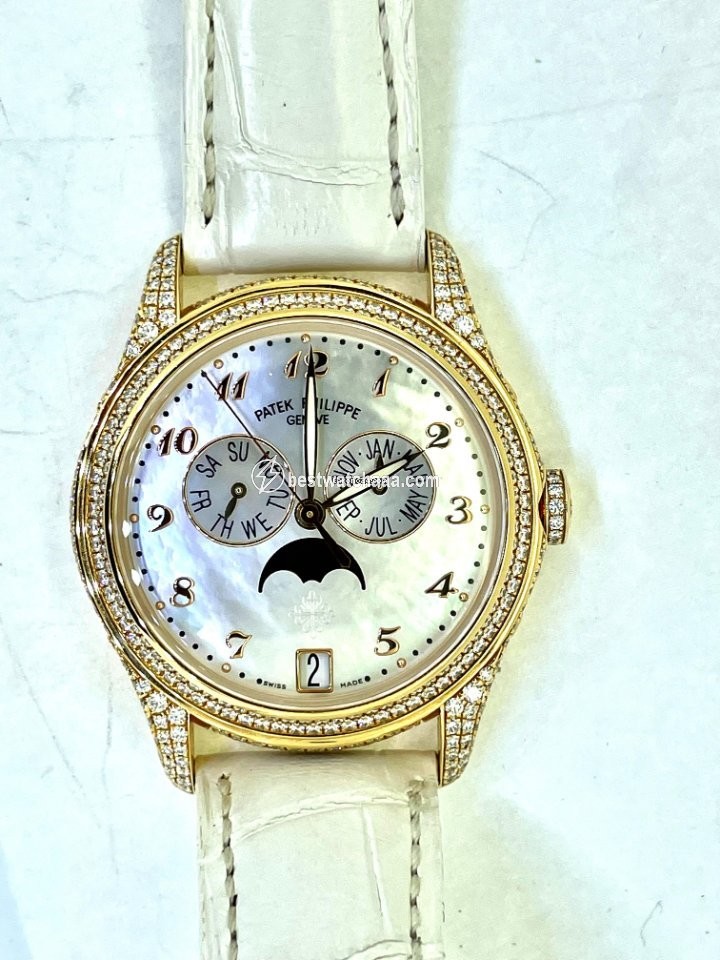 Patek Philippe Annual Calendar Rose gold 4937R-001