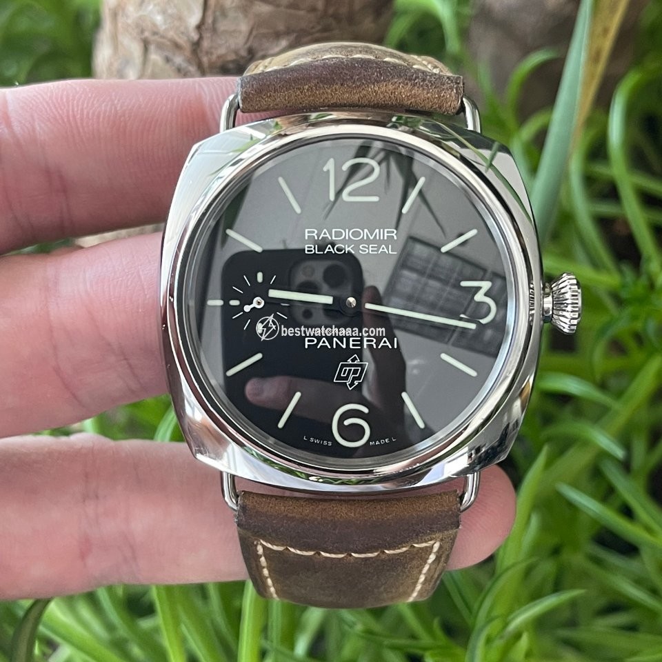 Panerai Radiomir Black Seal Mens watch Unisex Manual winding Steel PAM 00380