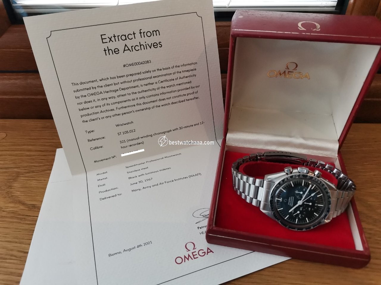 Omega Speedmaster Professional Moonwatch Mens watch Unisex Manual winding Steel 105012-66