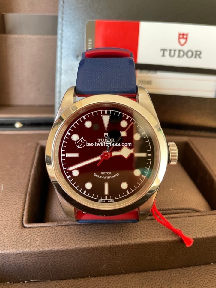 Tudor Black Bay 41 Mens watch Unisex Automatic Steel M79540-0007