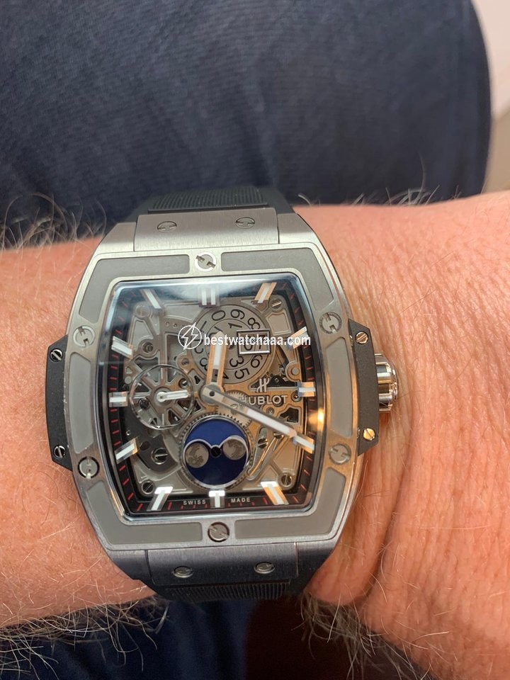 Hublot Spirit of Big Bang Mens watch Unisex Automatic Titanium 601.NM.0173.LR