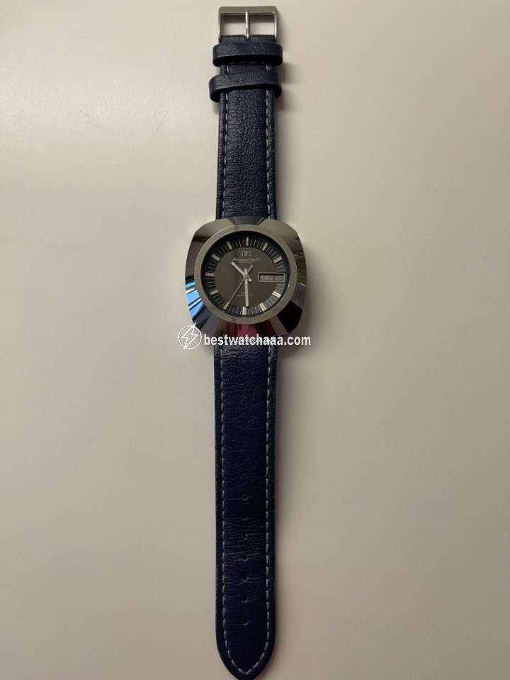 IWC Mens watch Unisex Quartz 2020455