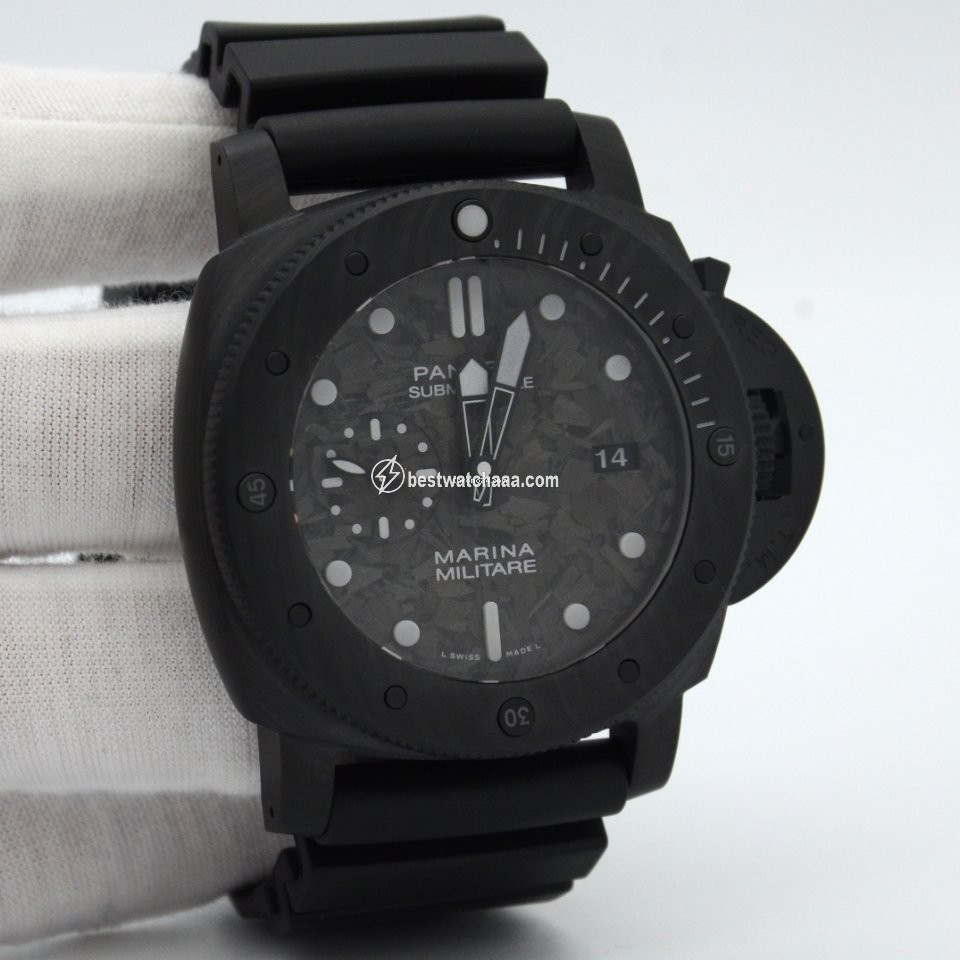 Panerai Luminor Submersible Mens watch Unisex Automatic Carbon PAM 00979