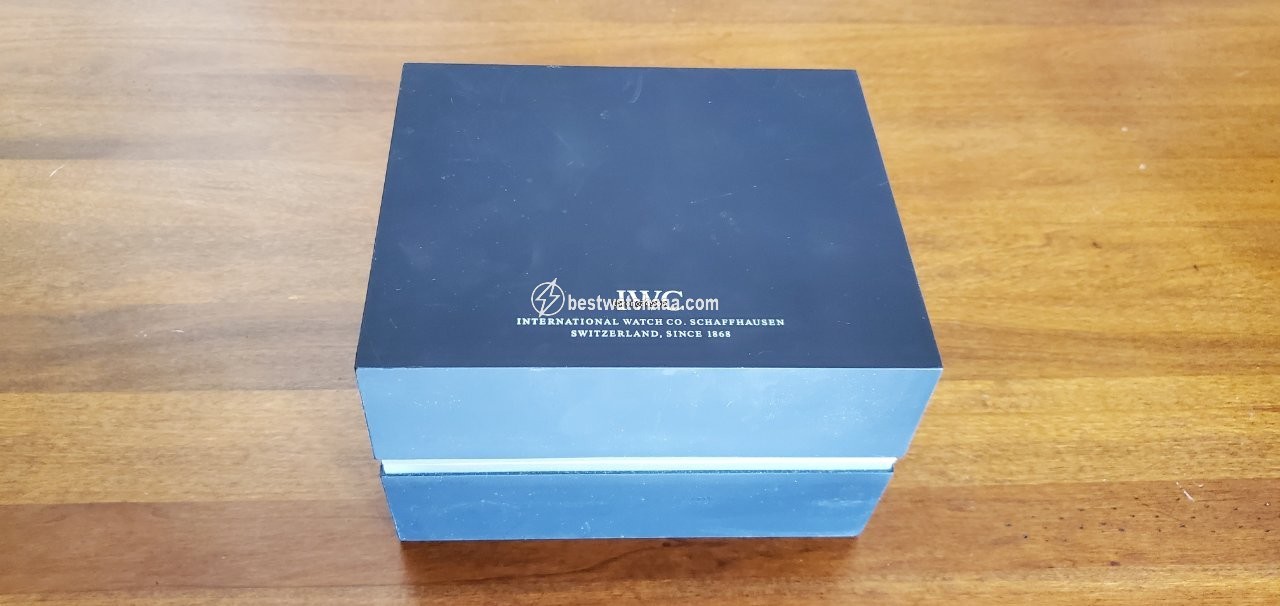IWC Ingenieur Automatic Mens watch Unisex Automatic Steel IW323904