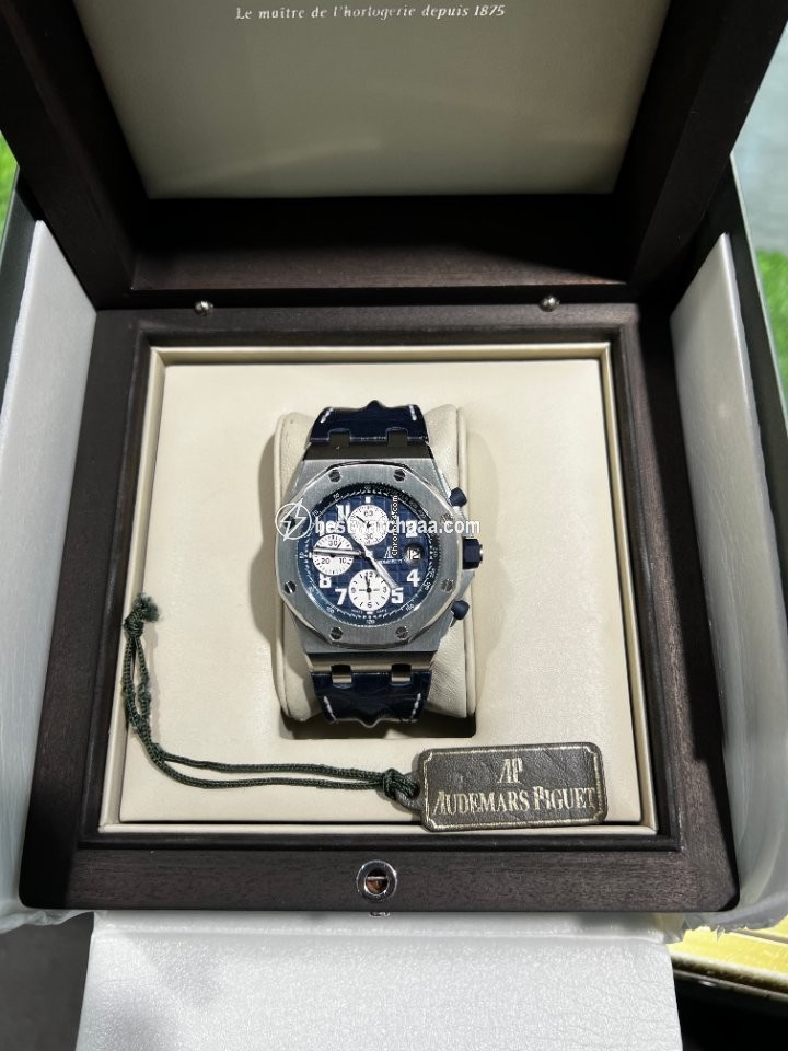 Audemars Piguet Royal Oak Offshore Chronograph Mens watch Unisex Automatic Steel 26170ST.OO.D305CR.01