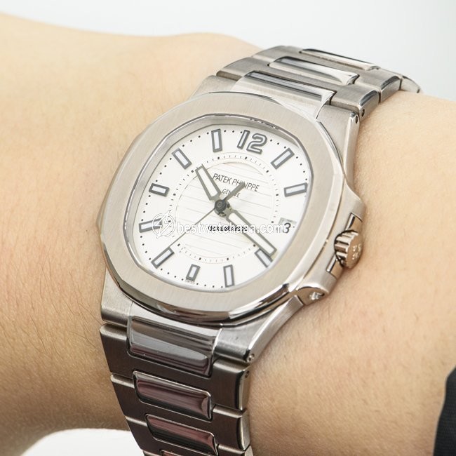 Patek Philippe Nautilus Womens watch Quartz White gold 7011 1G-001