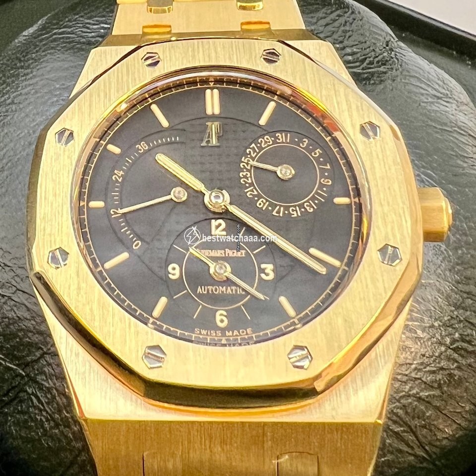 Audemars Piguet Royal Oak Dual Time Mens watch Unisex Automatic Yellow gold 25730BA