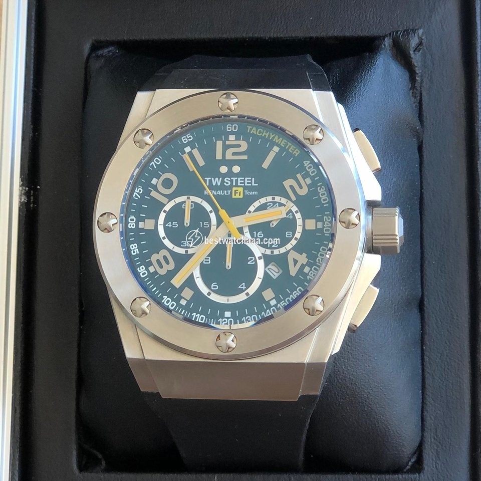 TW Steel Mens watch Unisex Quartz Steel TW680