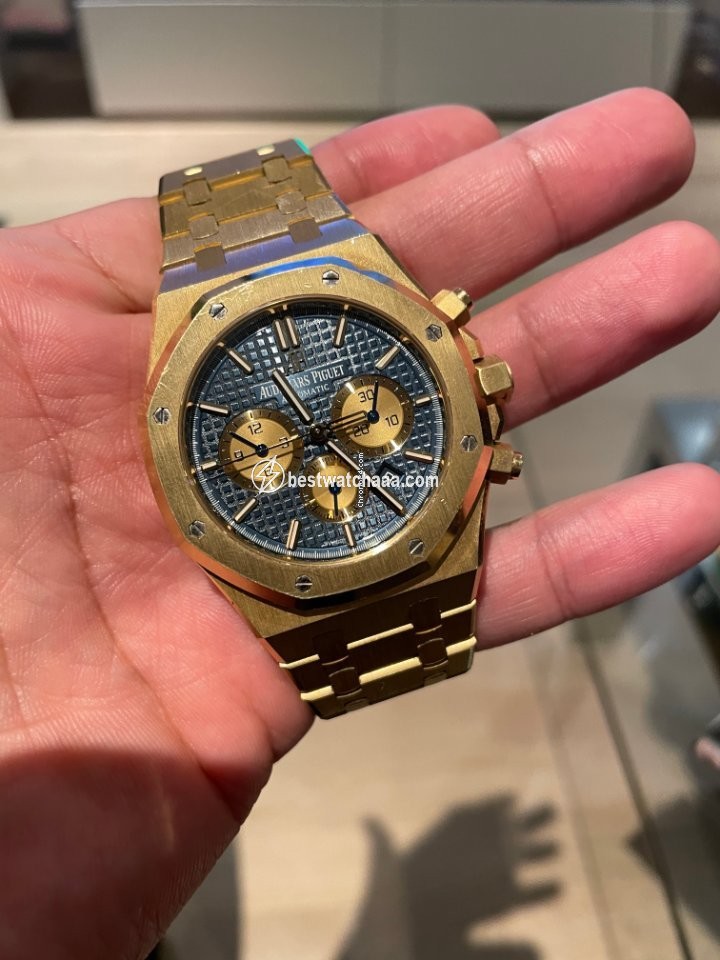 Audemars Piguet Royal Oak Chronograph Mens watch Unisex Automatic Yellow gold 26331BA.OO.1220BA01
