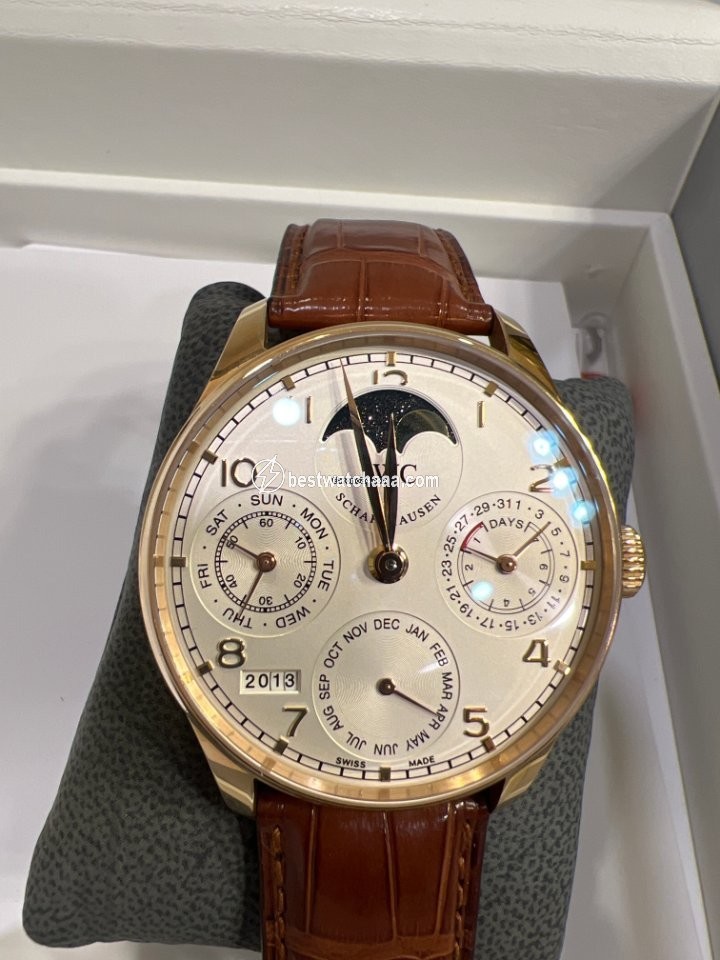 IWC Portuguese Perpetual Calendar Mens watch Unisex Automatic Rose gold IW502213