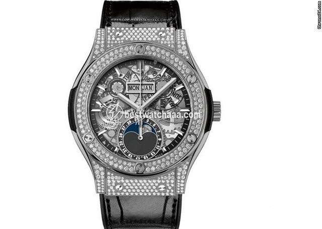 Hublot Classic Fusion Aerofusion Mens watch Unisex Automatic Titanium 547.NX.0170.LR.1704