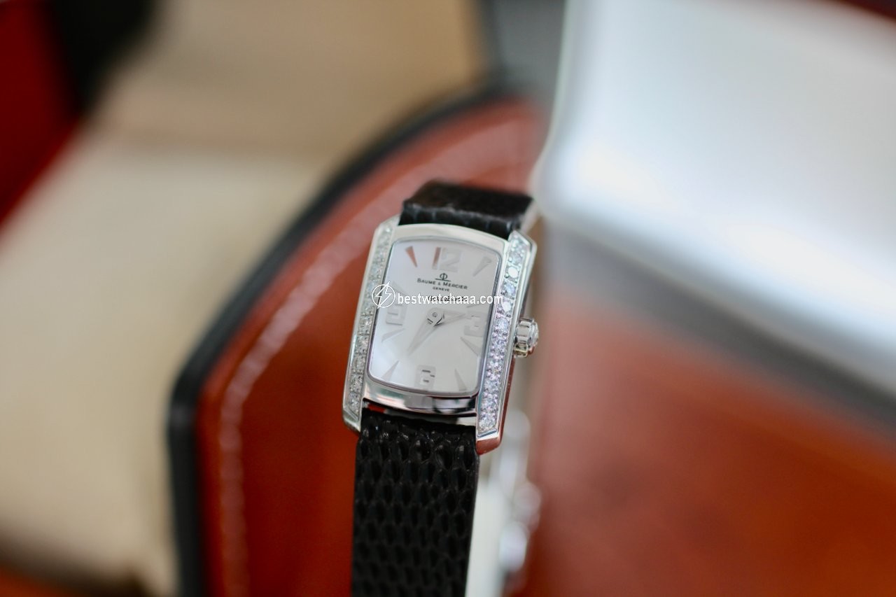 Baume & Mercier Hampton Womens watch Quartz MAO8139