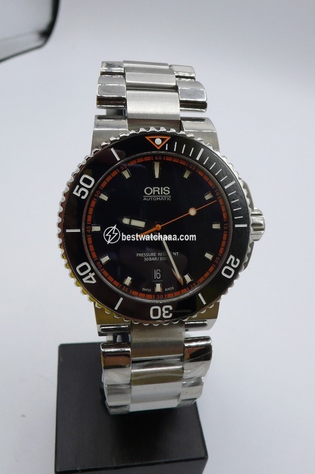 Oris Aquis Date Mens watch Unisex Automatic Steel 01 733 7653 4128-07 8 26 01PEB